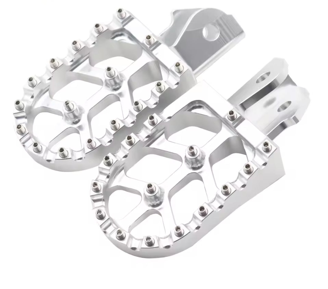 Tuttio/kuggo pegs